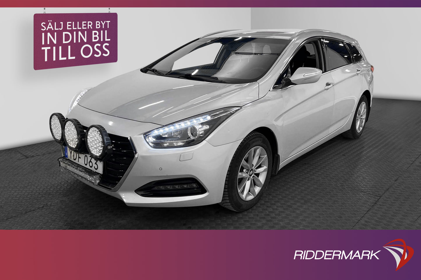 Hyundai i40cw 1.7 CRDi 141hk Kamera Navi Keyless Välservad