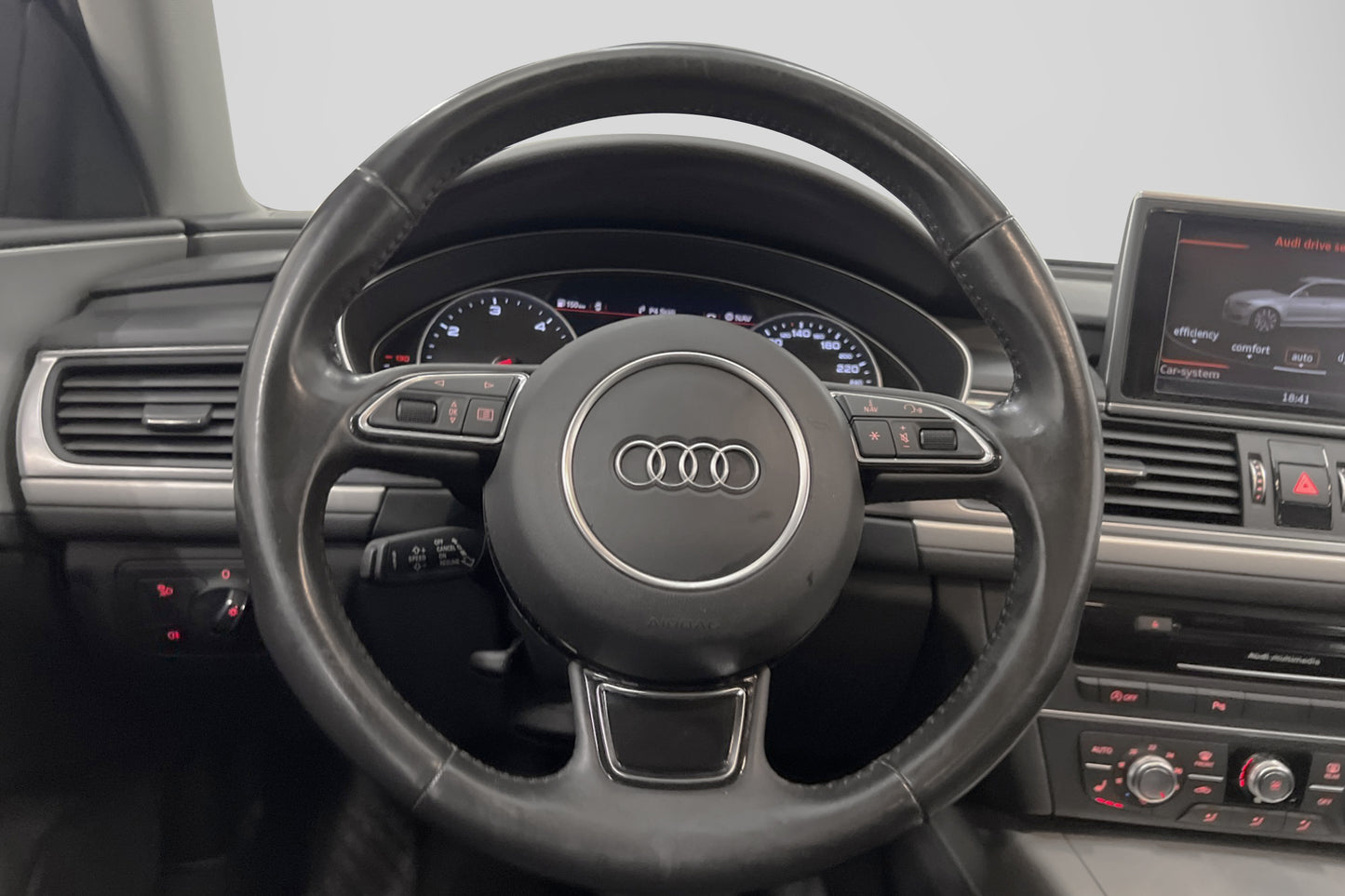 Audi A6 Avant 2.0 TDI Q 190hk S-line Kamera Navi Värmare