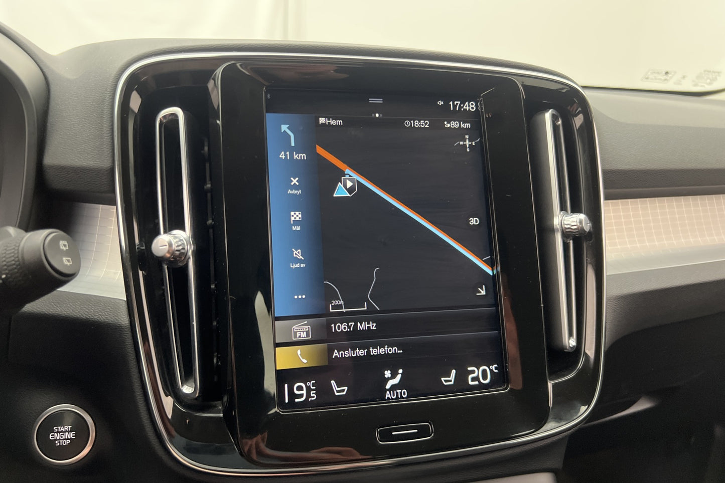 Volvo XC40 T4 Recharge TwEn 211hk Momentum 360 CarPlay Navi