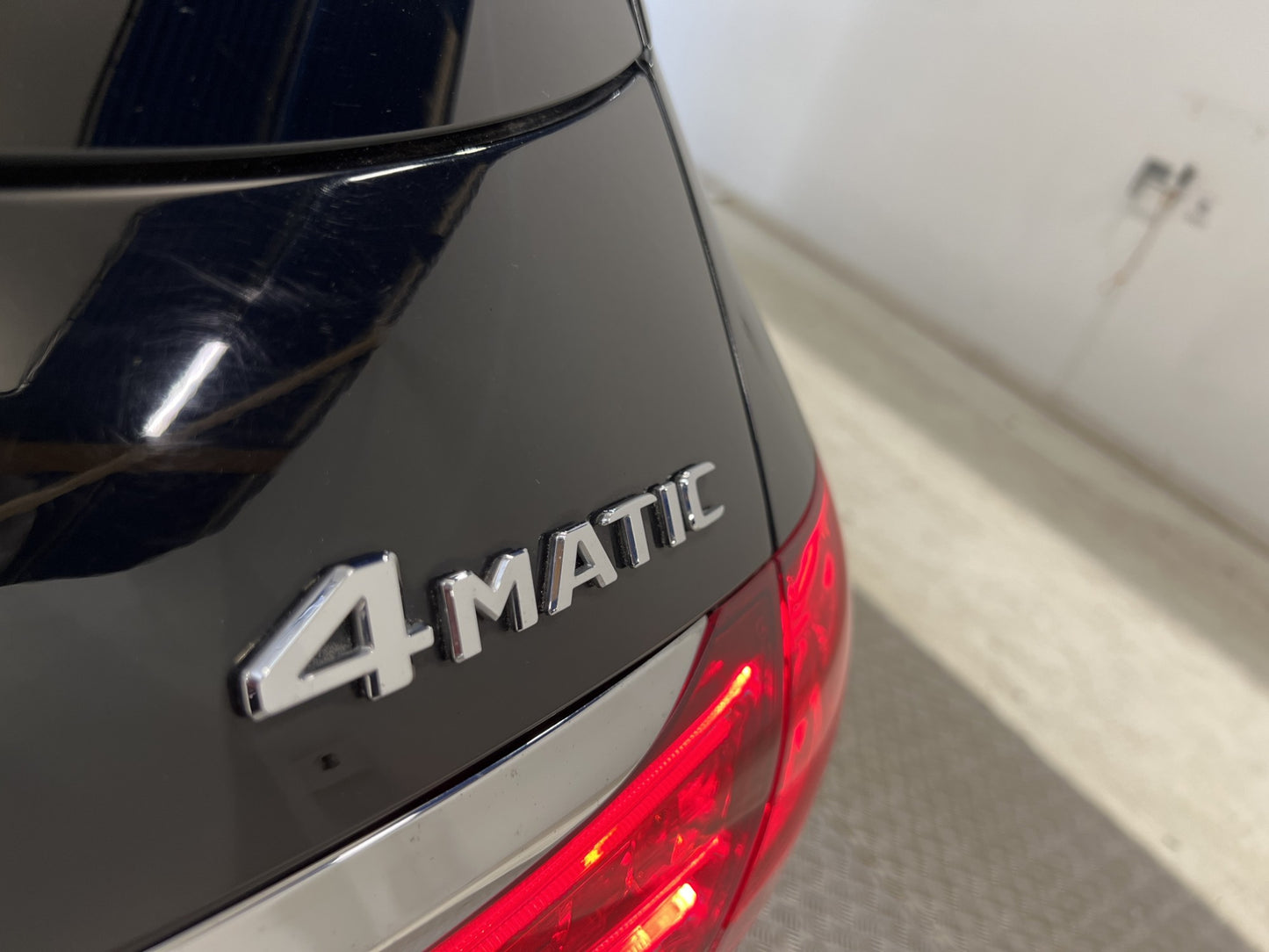 Mercedes-Benz C 220 d 4M AMG Panorama Värmare Drag Skinn