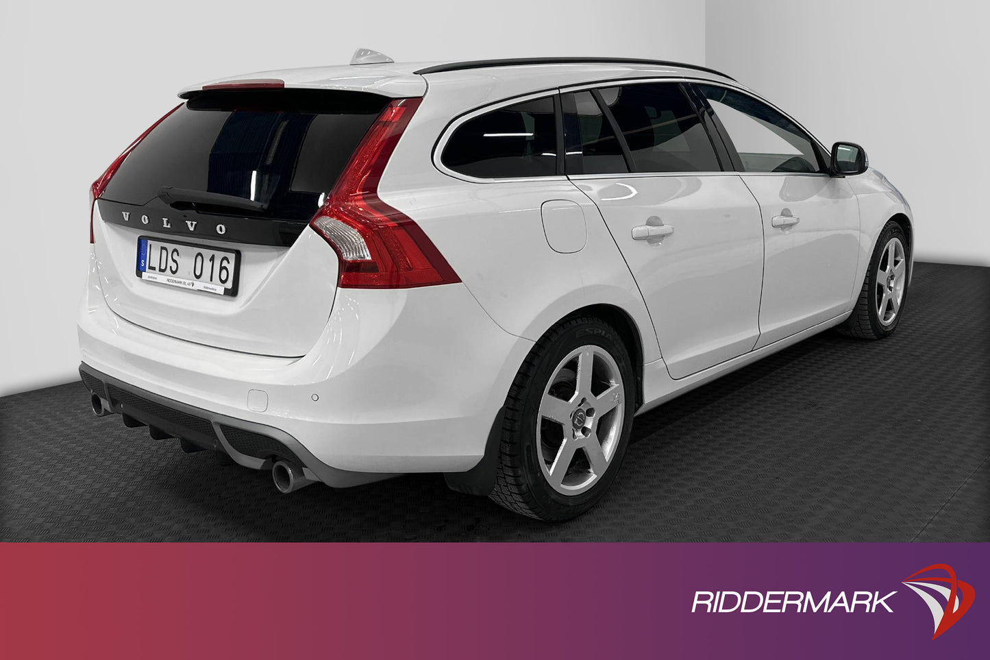 Volvo V60 D3 163hk R-Design Värmare PDC Välservad