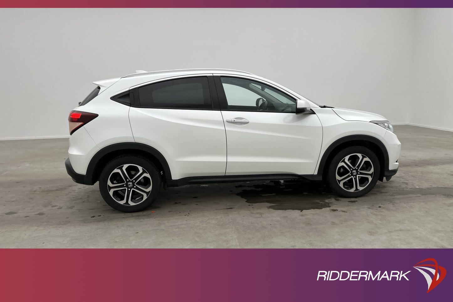 Honda HR-V 1.6 i-DTEC Executive Pano B-kamera M-värme 120hk