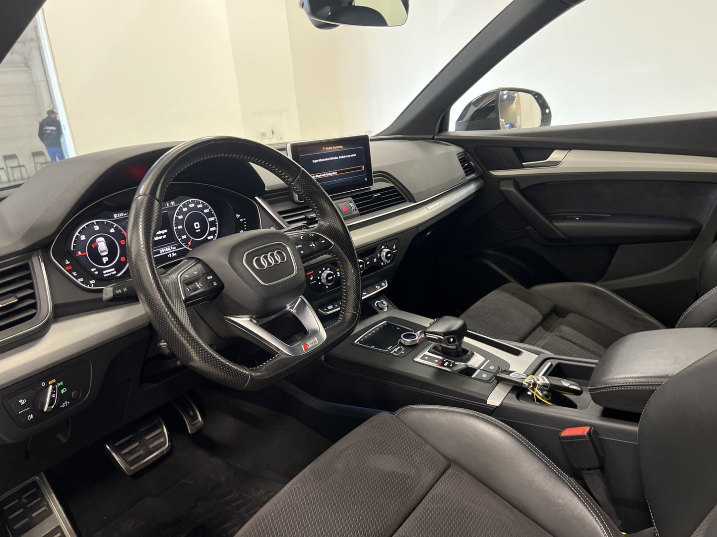 Audi Q5 TDI Quattro 190hk S-Line Cockpit Värmare Navi Drag