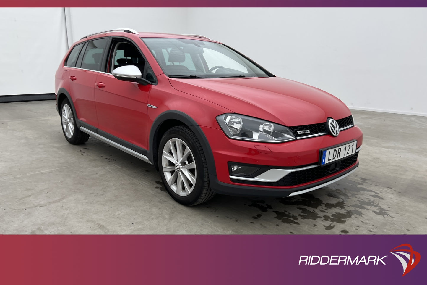 Volkswagen Golf Alltrack 4M 184hk Värm Kamera Drag Välservad