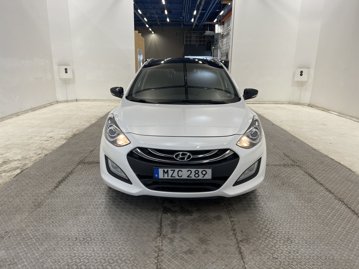 Hyundai i30 Kombi 1.6 CRDi 110hk Navi Rattvärme Farthållare