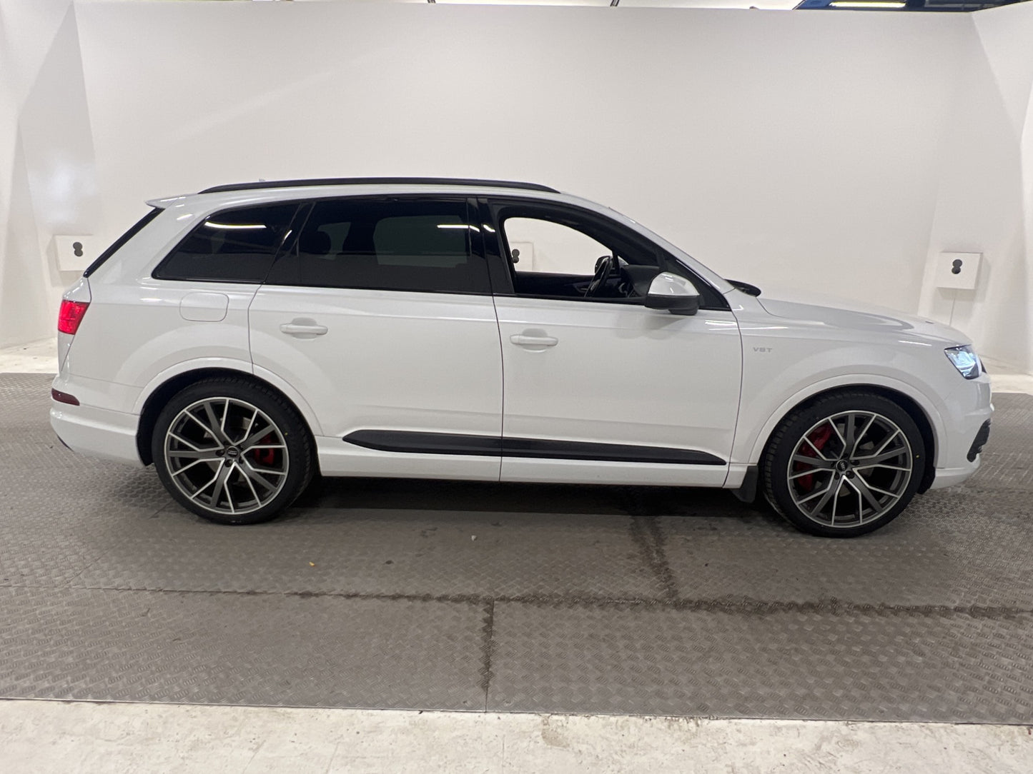 Audi SQ7 4.0 TDI Quattro 435hk Cockpit 7-Sits B&O D-värmare