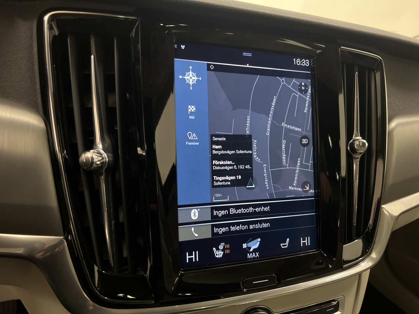 Volvo V90 D4 Advanced VOC Pano Värmare Navi 4-Zons BLIS