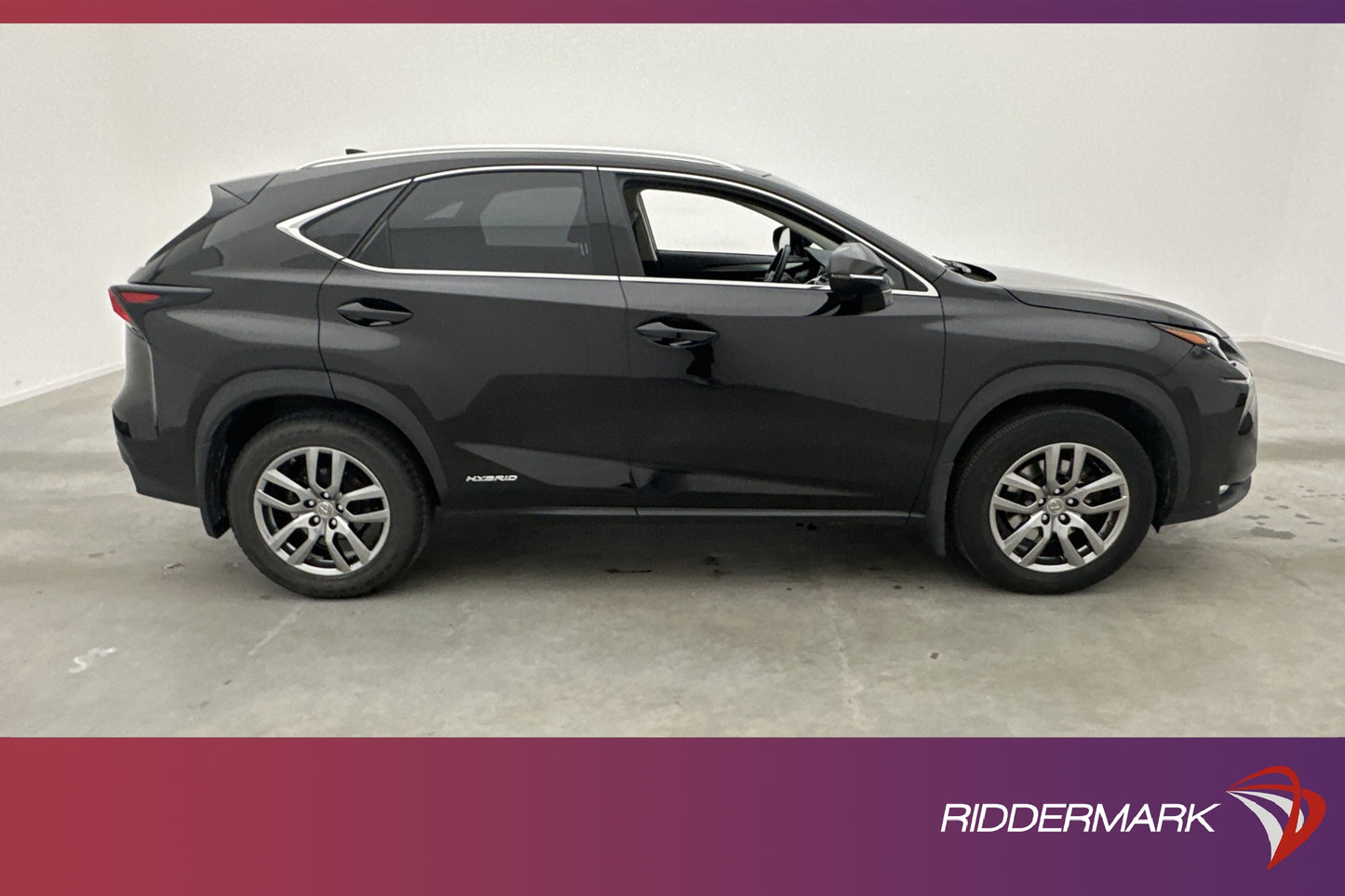 Lexus NX 300h AWD 197hk Premium Kamera Navi Skinn Drag