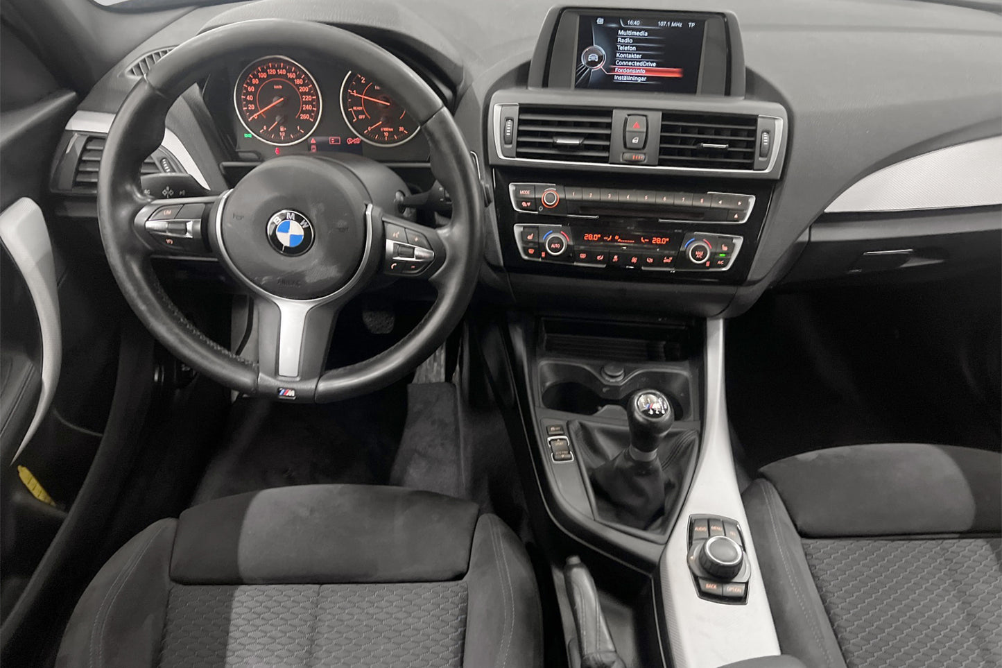 BMW 118i M Sport P-sensorer 136hk