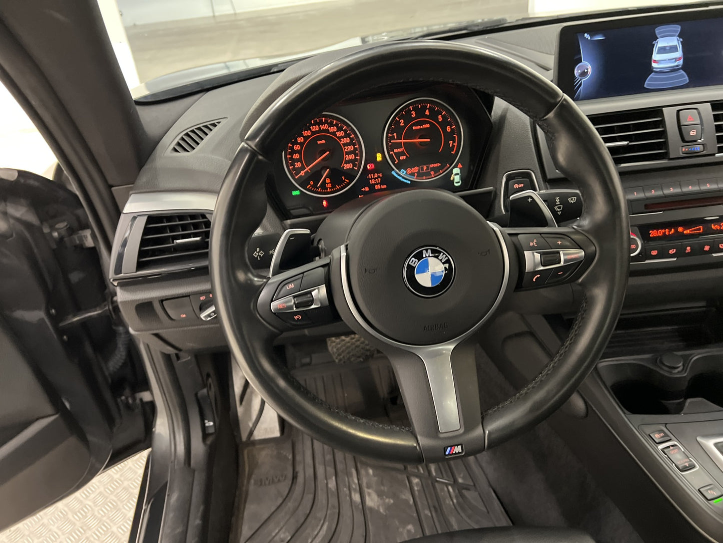 BMW M235i Coupé 326hk HiFi Skinn Navi P-Sensorer