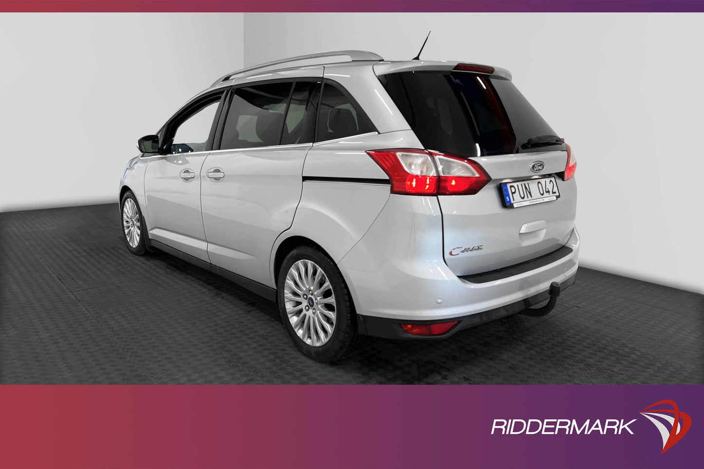 Ford Grand C-Max 2.0 TDCi 7-sits Pano Kamera Skinn Dragkrok