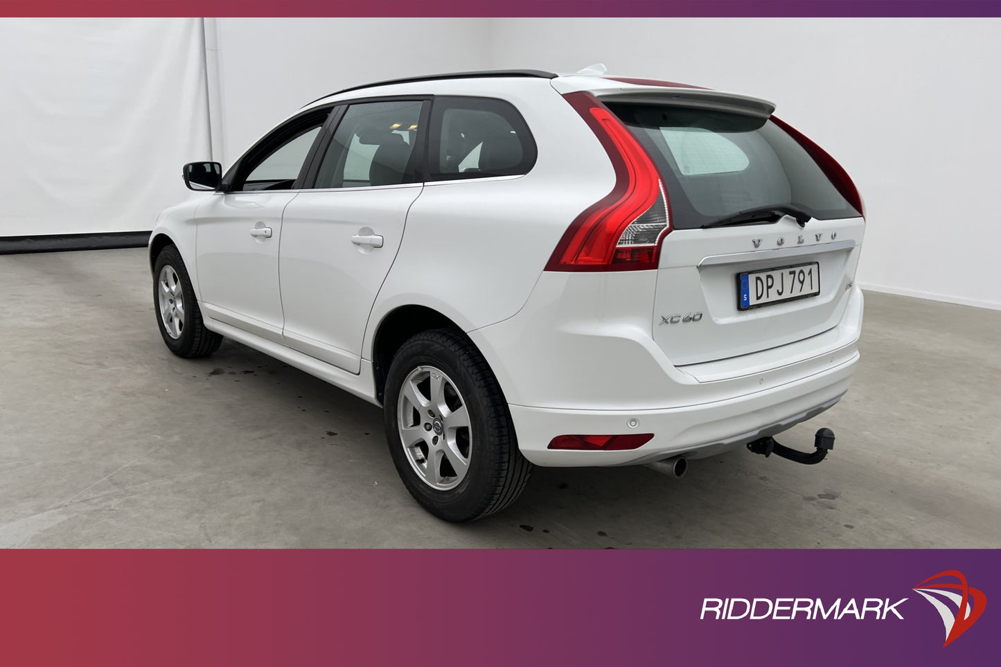 Volvo XC60 D3 150hk Momentum Värmare Sensorer Halvskinn Drag