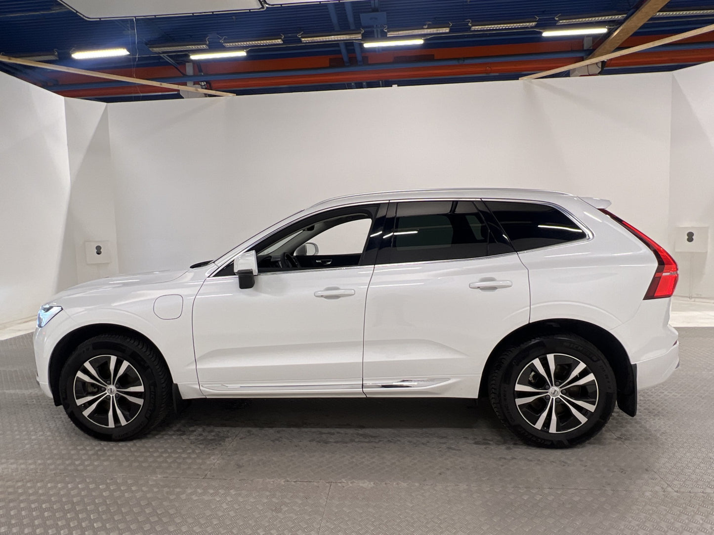 Volvo XC60 T6 AWD Recharge Panorama Drag Backkamera