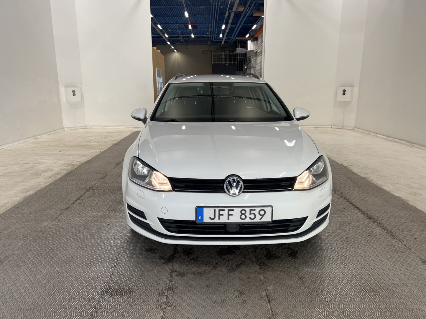 Volkswagen Golf SC 1.6 TDI 110hk Style Halvskinn Värm Drag