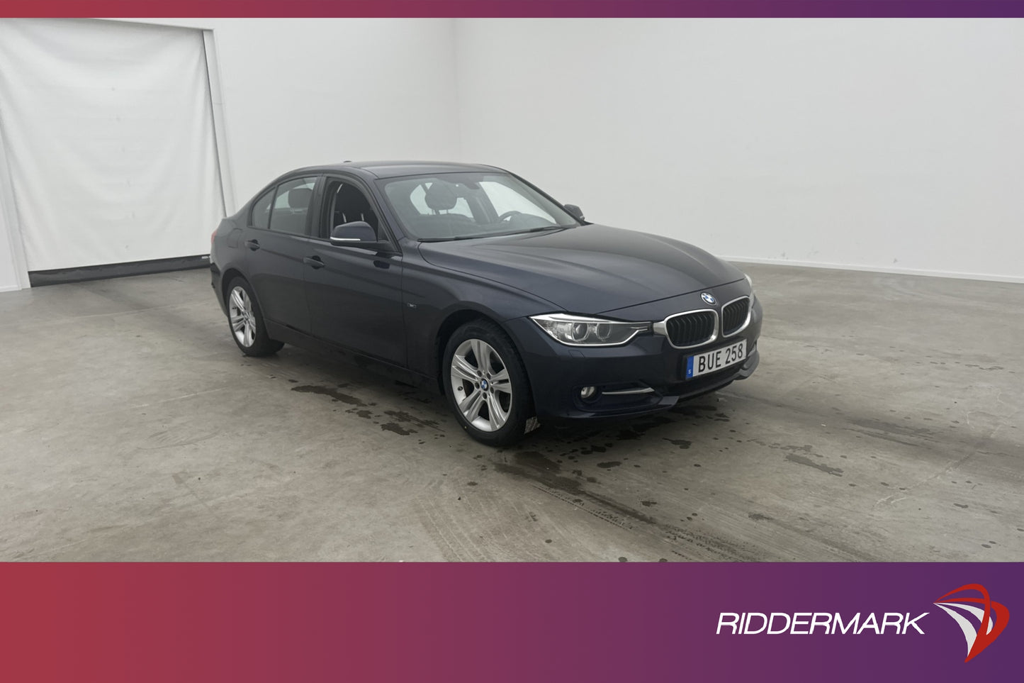 BMW 320 d xDrive Sedan Sport line HiFi Sensorer Dragkrok