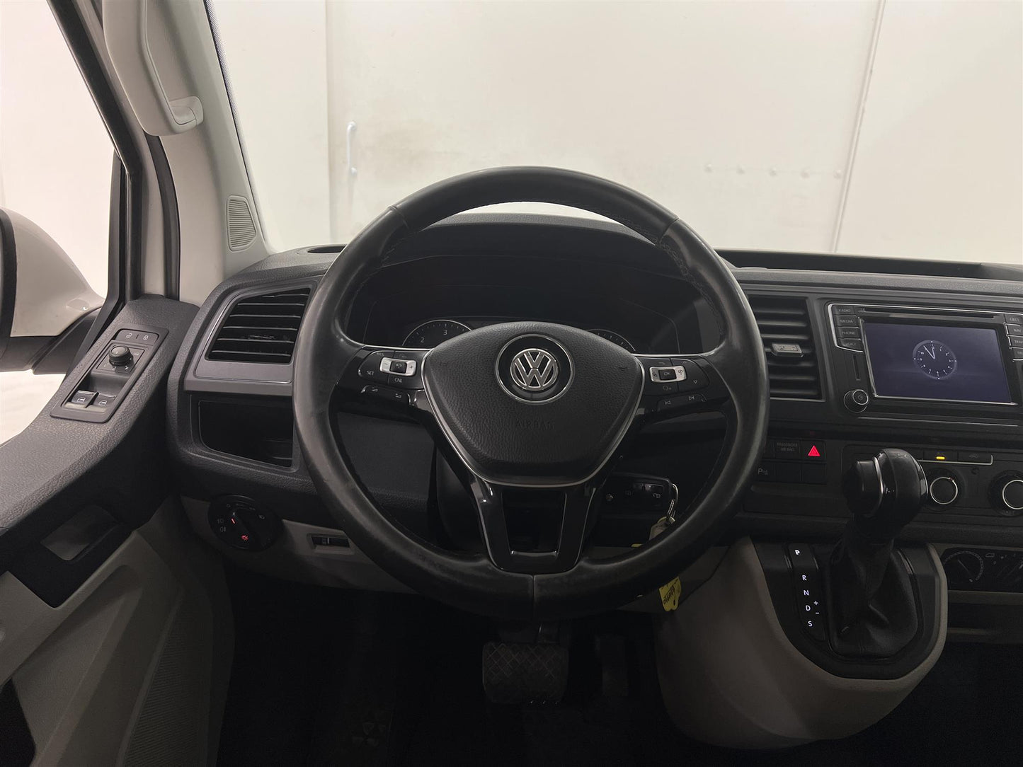 Volkswagen Transporter Kombi 2.0TDI Automat Lång Drag