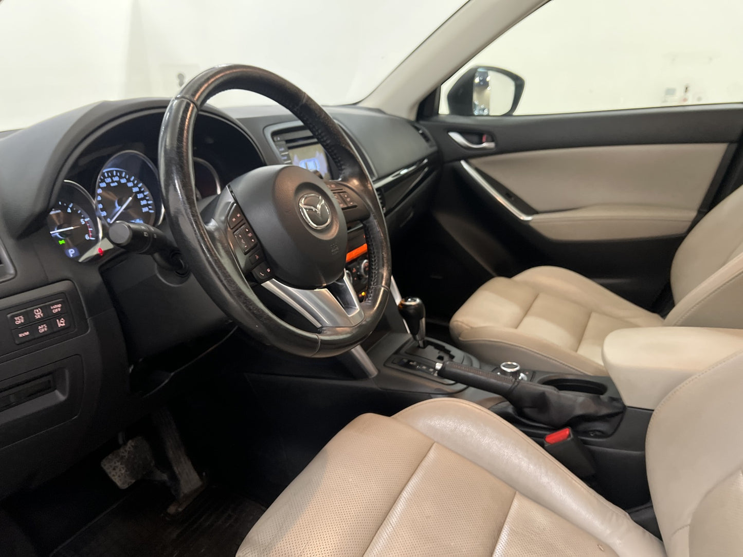 Mazda CX-5 AWD 175hk M-värm BOSE B-kamera Skinn Navi