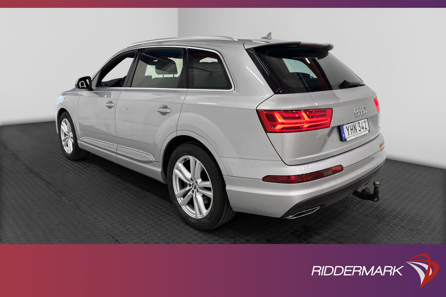 Audi Q7 3.0 TDI 272hk Quattro Full S-Line 7-Sits D-Värm Navi