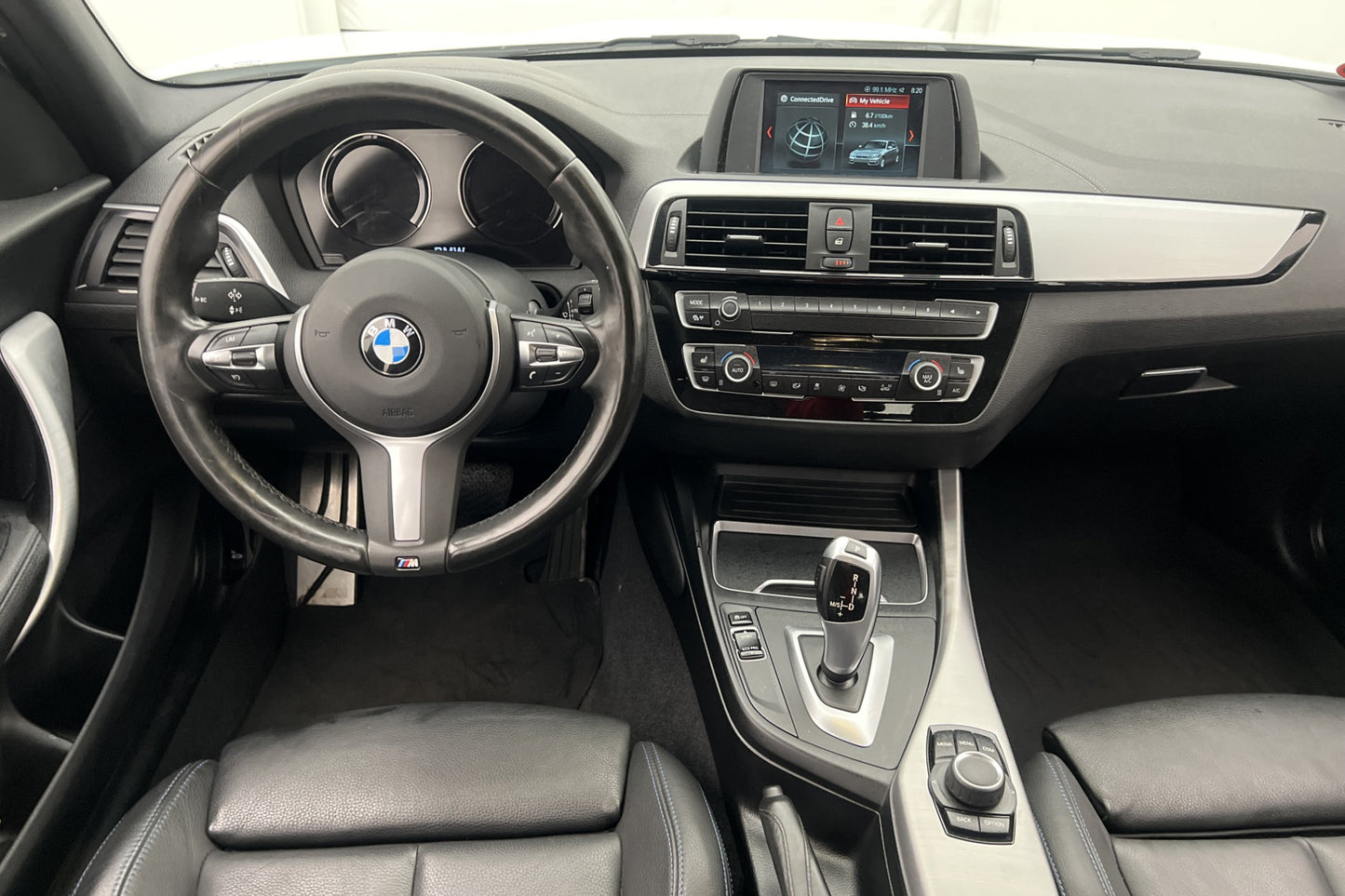 BMW 120 d xDrive 190hk M Sport Skinn Sensorer Rattvärme