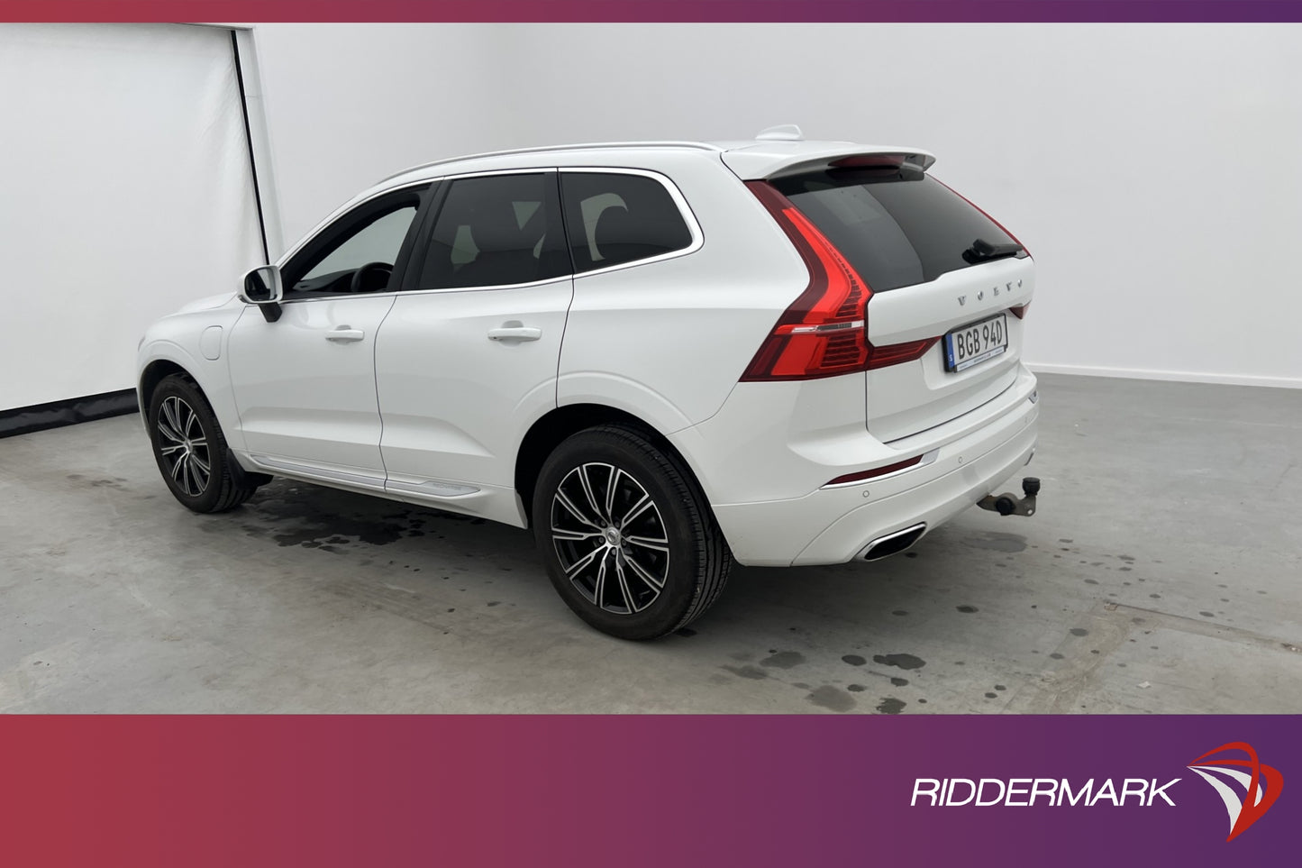 Volvo XC60 Recharge T6 AWD 340hk Inscription Pano H/K Drag