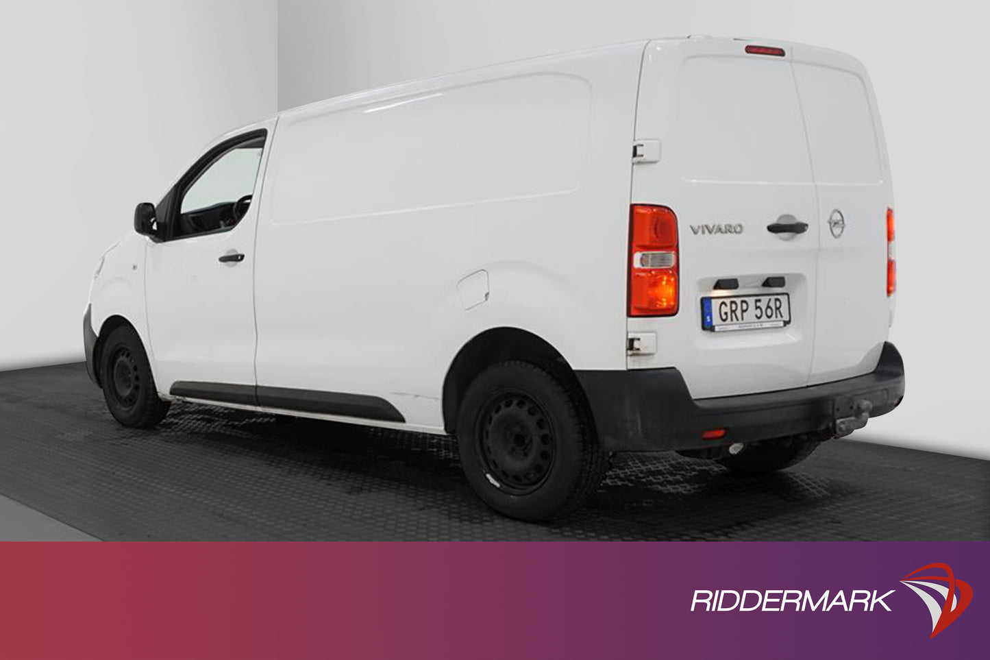 Opel Vivaro Lång 1.5D Automat Värmare Dragkrok PDC Moms