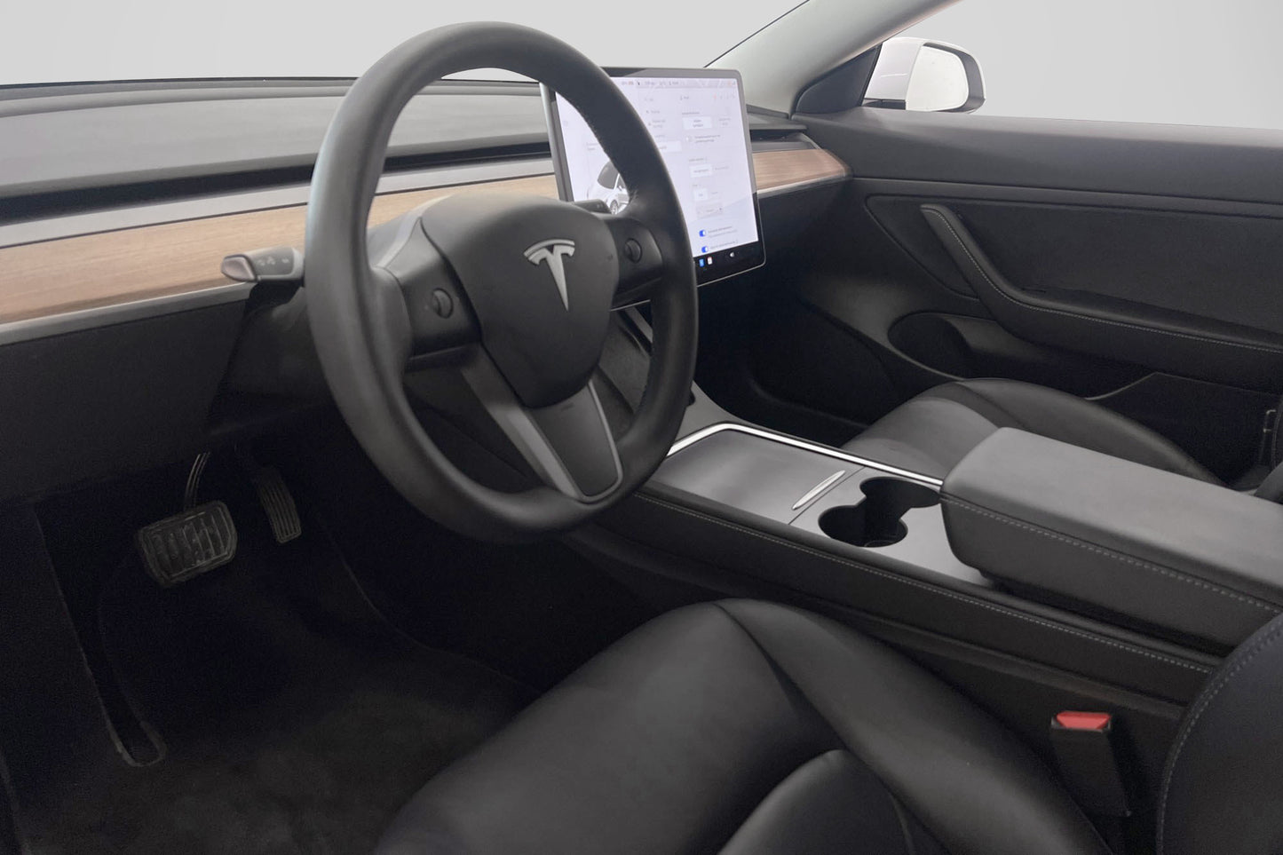 Tesla Model 3 Standard Range Plus 258hk Svensksåld Dragkrok