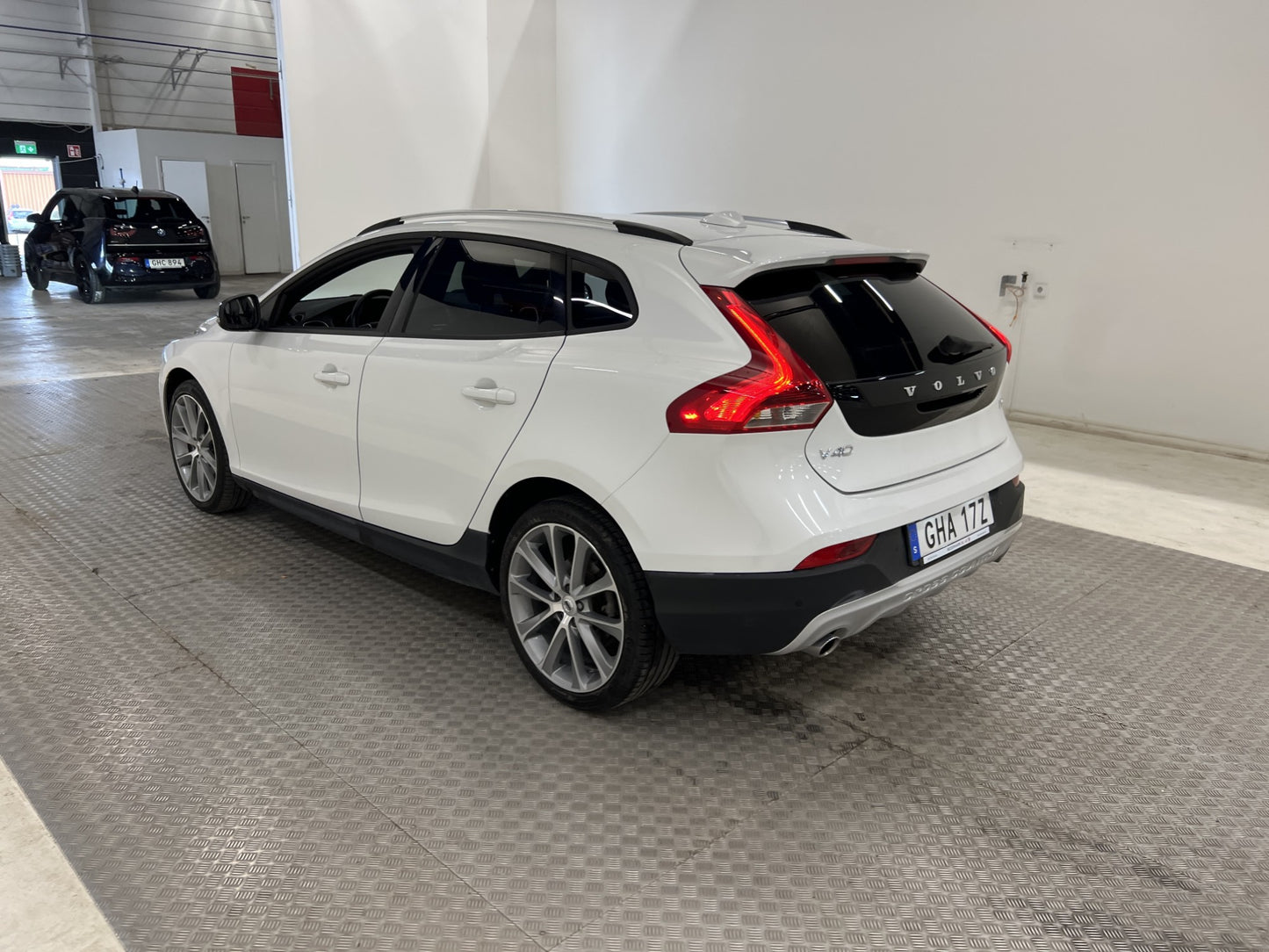 Volvo V40 Cross Country T3 152hk Voc B-Värm Navi B-Kamera