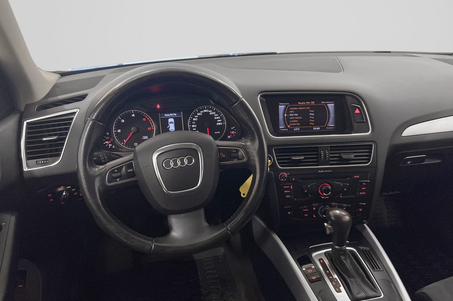 Audi Q5 2.0 TDI quattro 170hk Proline M-värm Drag P-sensor