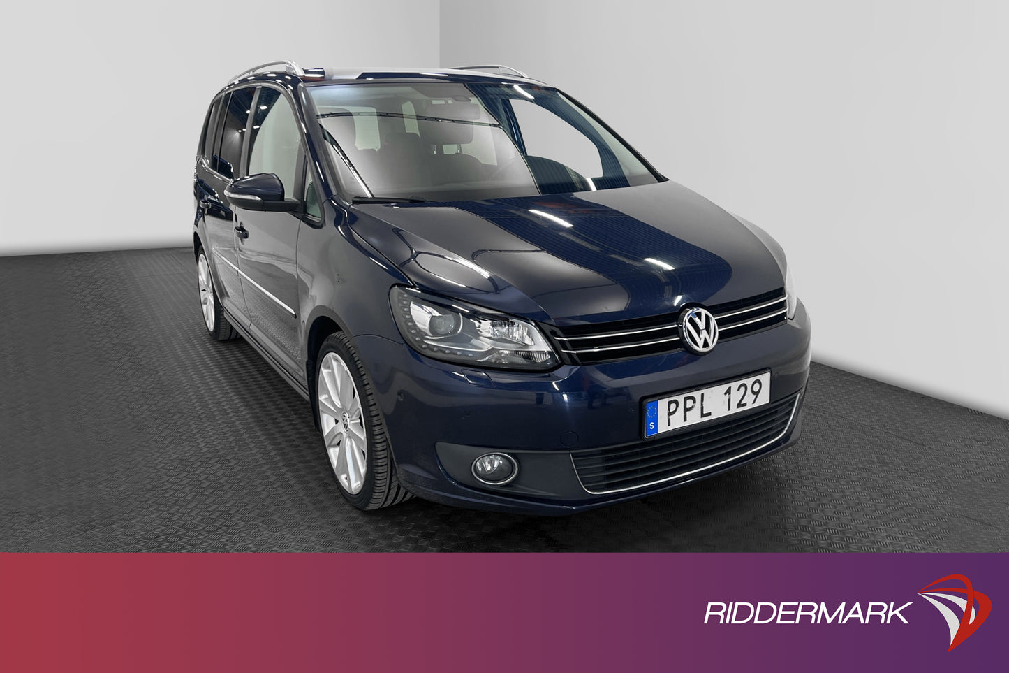 Volkswagen Touran 177hk 7-Sits Värmare Skinn Navi Dragpaket