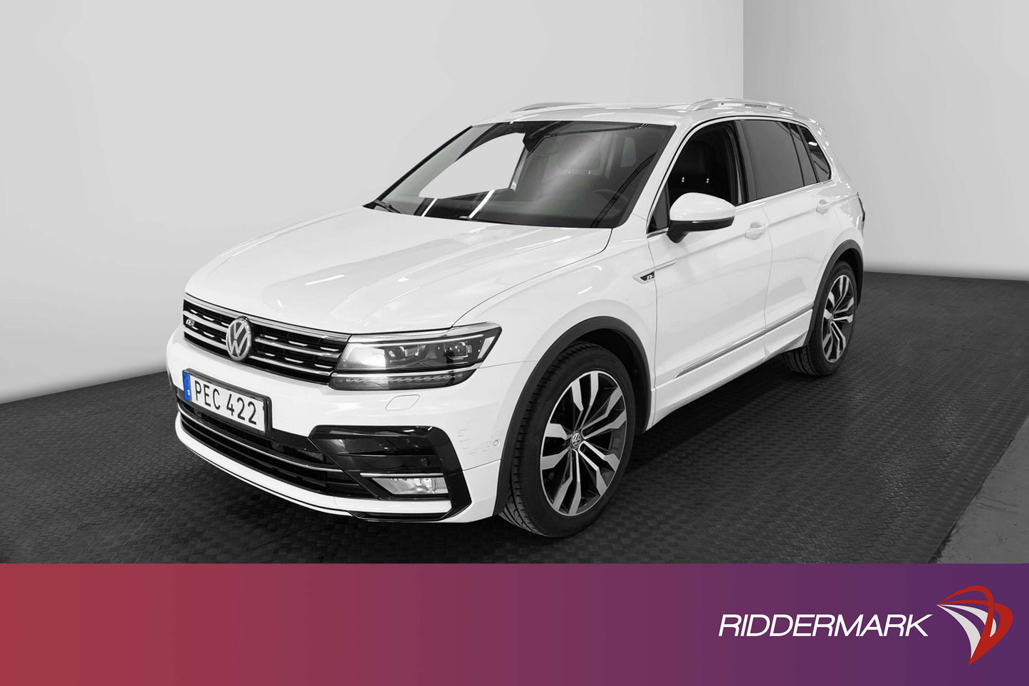 Volkswagen Tiguan 4M 190hk R-Line Cockpit Pano Skinn Navi