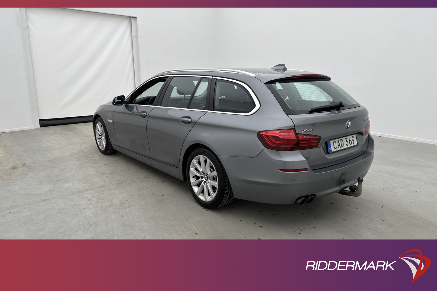 BMW 520 d xDrive Touring HiFi Värm Sensorer Skinn Elstolar