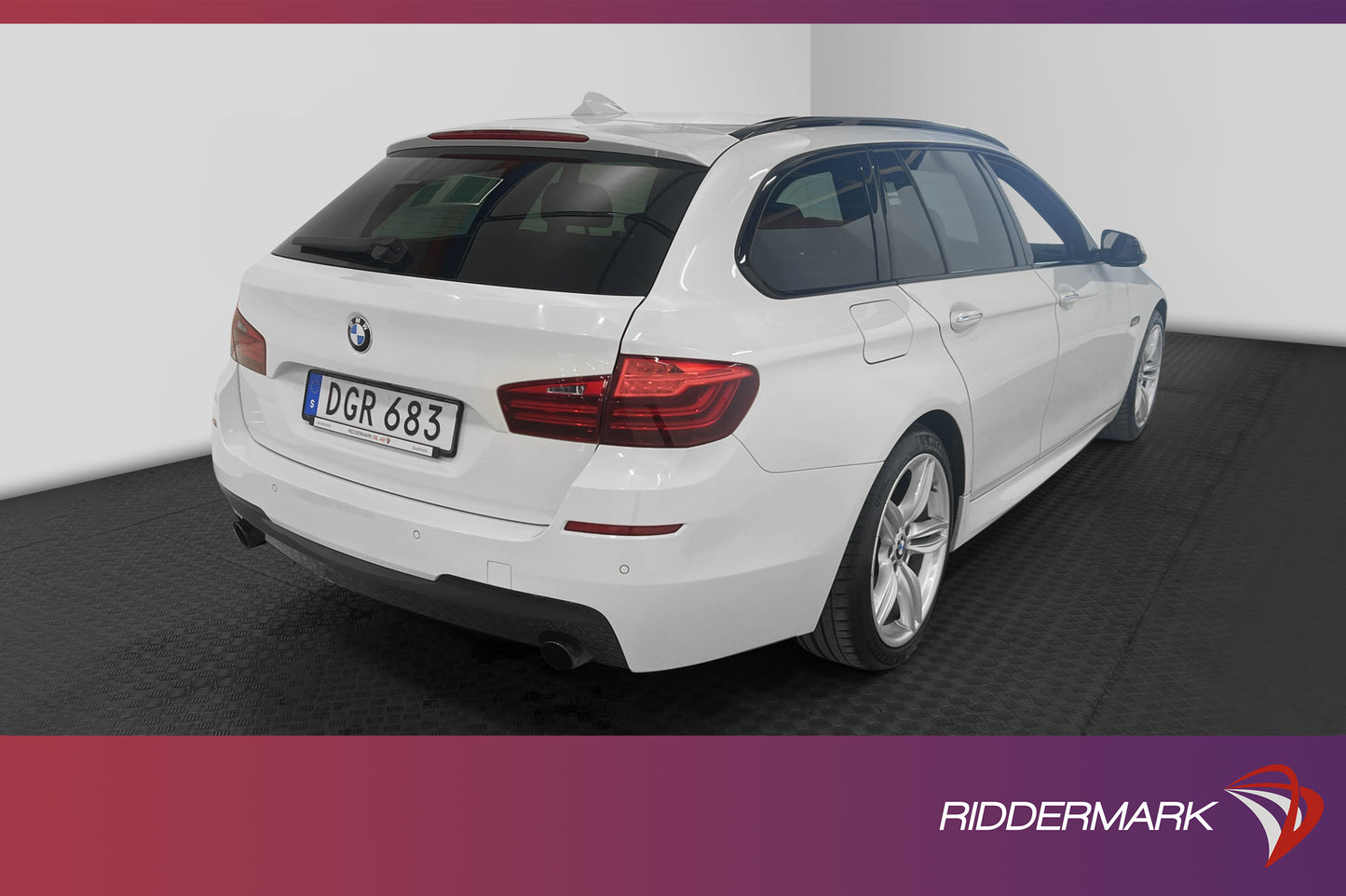 BMW 535 i 306hk xDrive M-Sport Pano D-Värm  B&O Skinn HUD