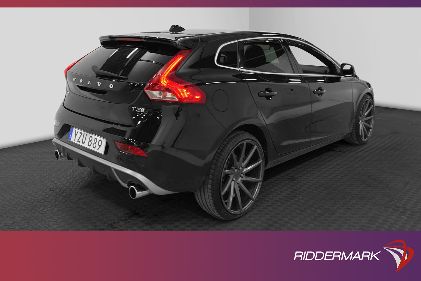 Volvo V40 T3 R-Design VOC Värmare Skinn/Alcantara Välservad