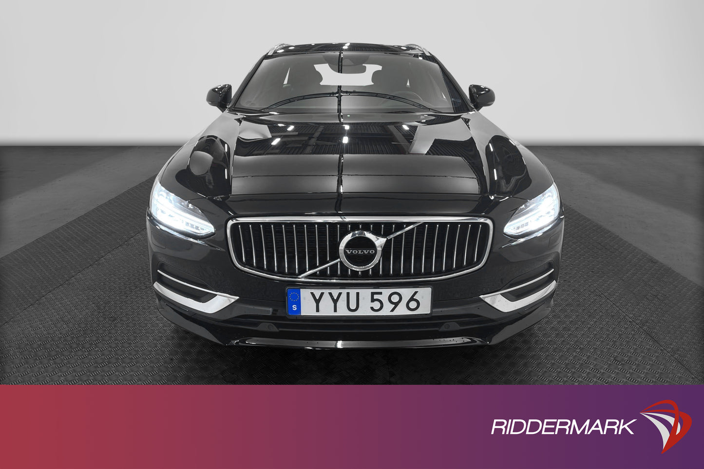 Volvo V90 D4 190hk AWD Inscription Pano VOC B-Kamera Navi