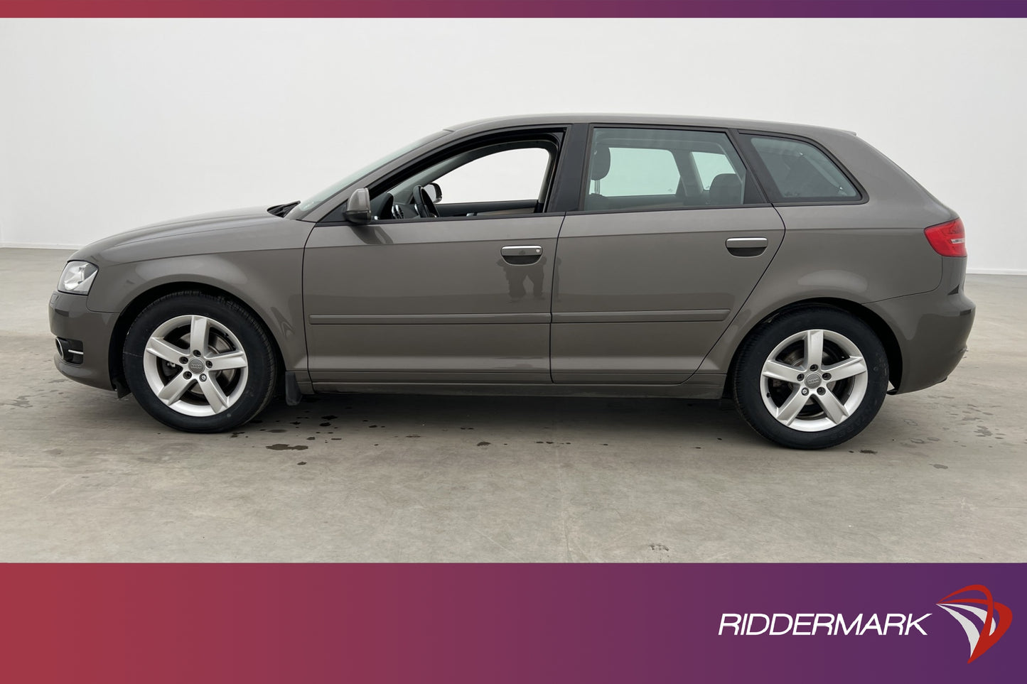 Audi A3 1.6 TDI S Tronic 105hk P-sensorer Farth 0,39l/Mil