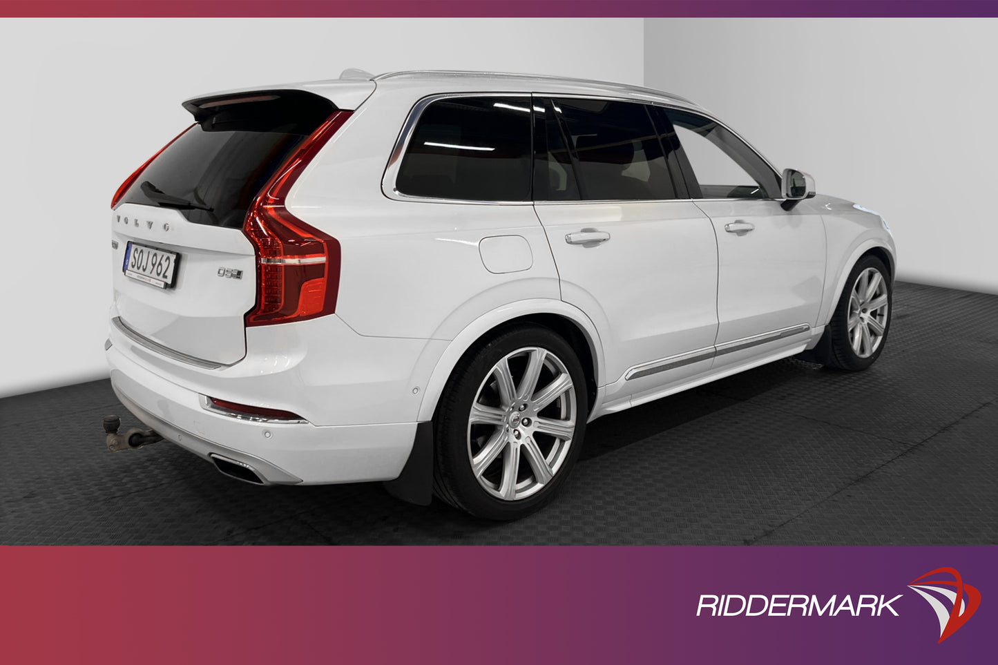 Volvo XC90 D5 AWD 225hk Inscription 7-sits Pano Luftfj B-Kam