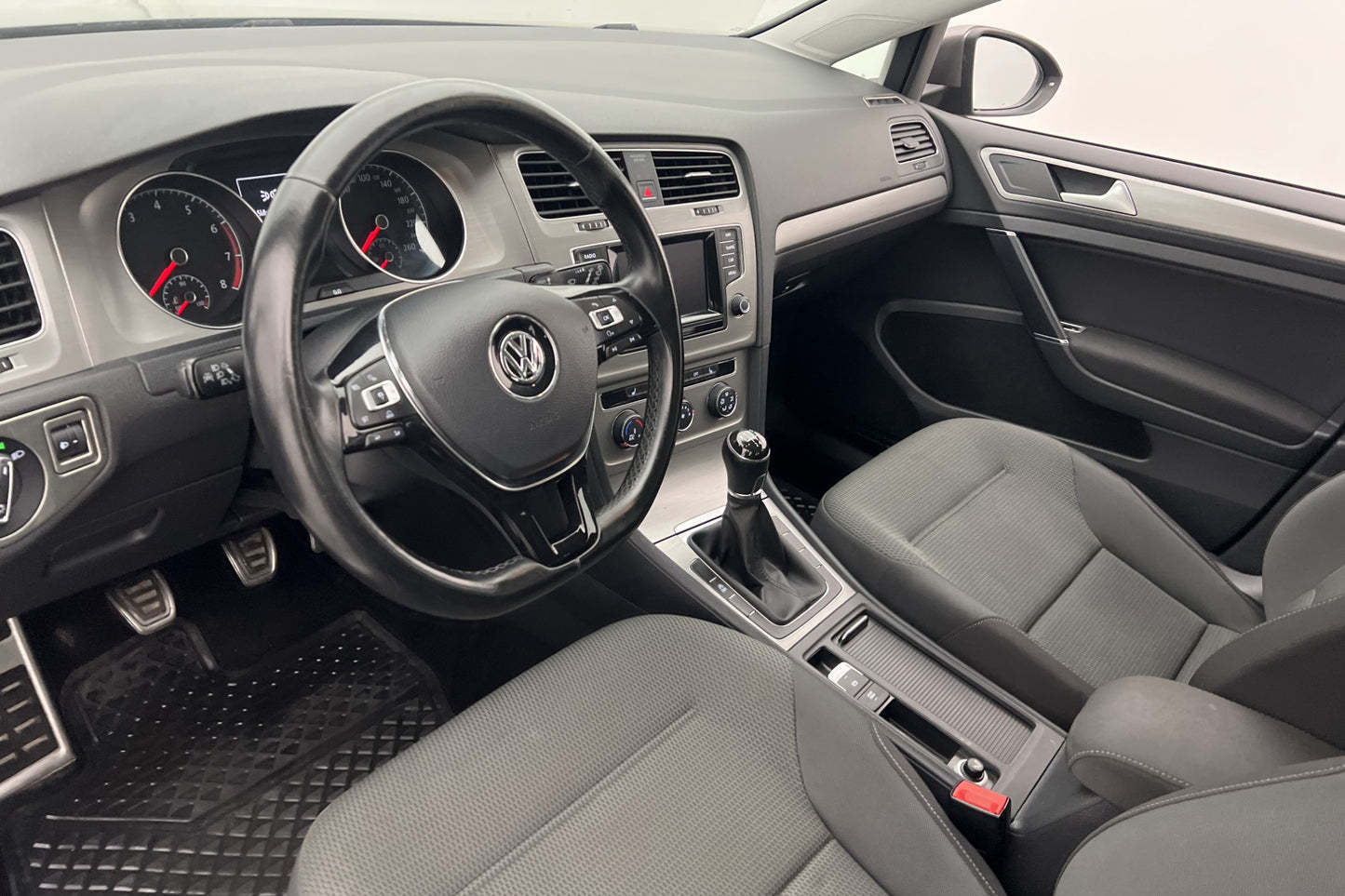 Volkswagen Golf 1.2 TSI BMT 105hk Navi Bluetooth 0.43l/mil