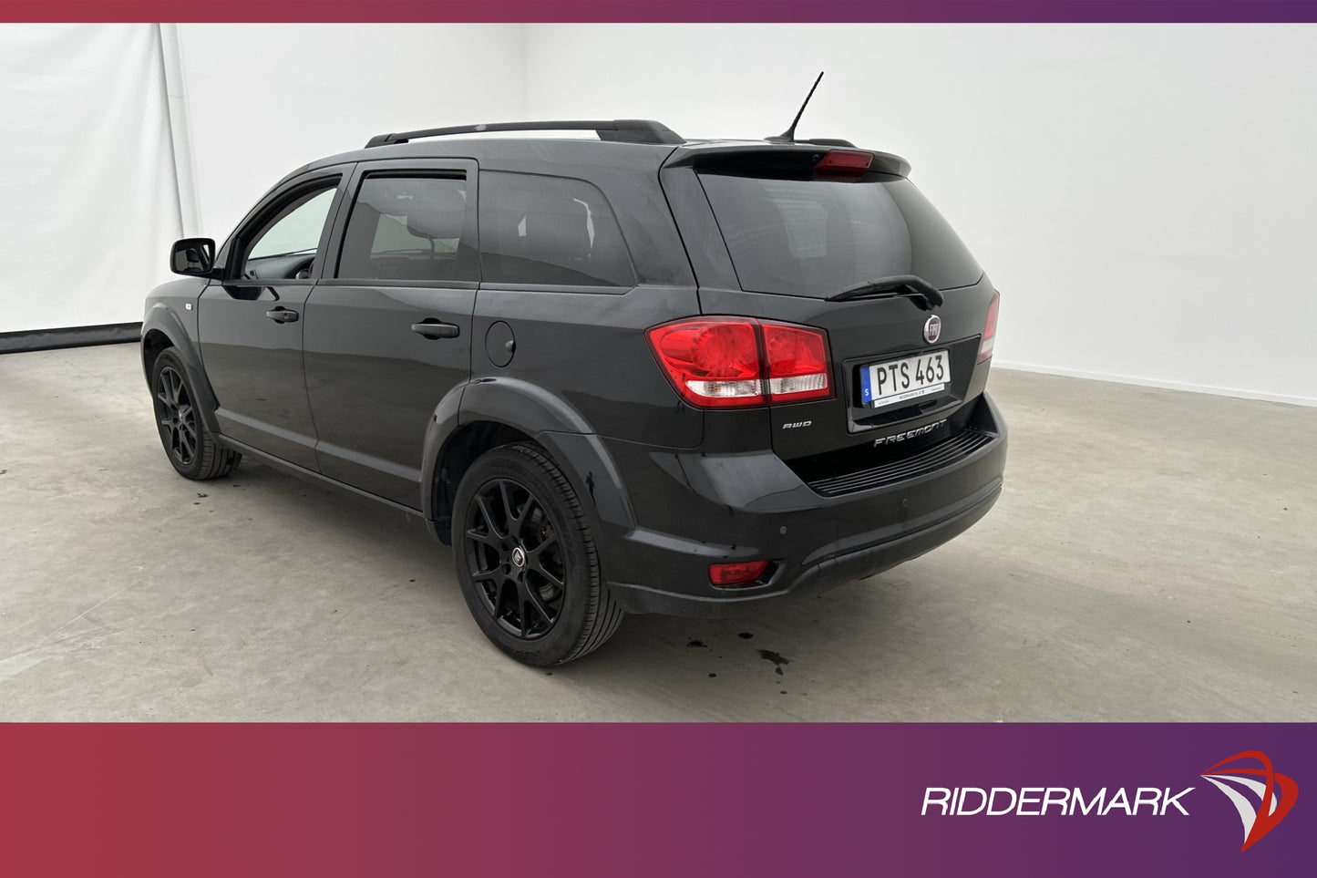 Fiat Freemont 4x4 170hk Black Code 7-Sits Kamera Navi Skinn