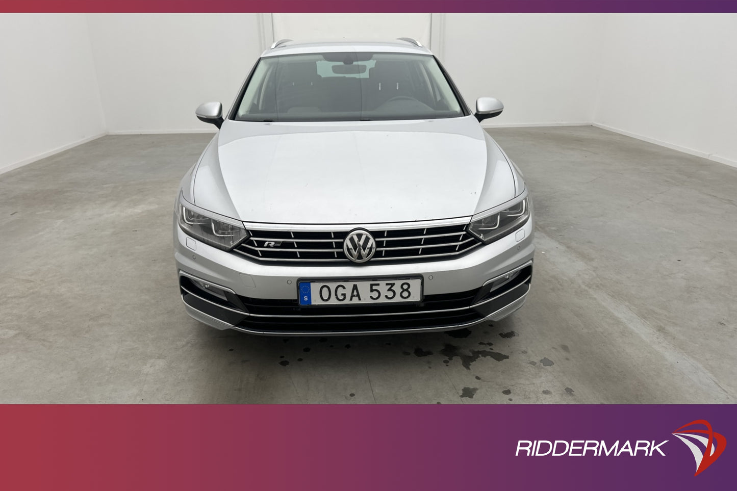 Volkswagen Passat TDI 4M 190hk R-Line Värmare Kamera Drag