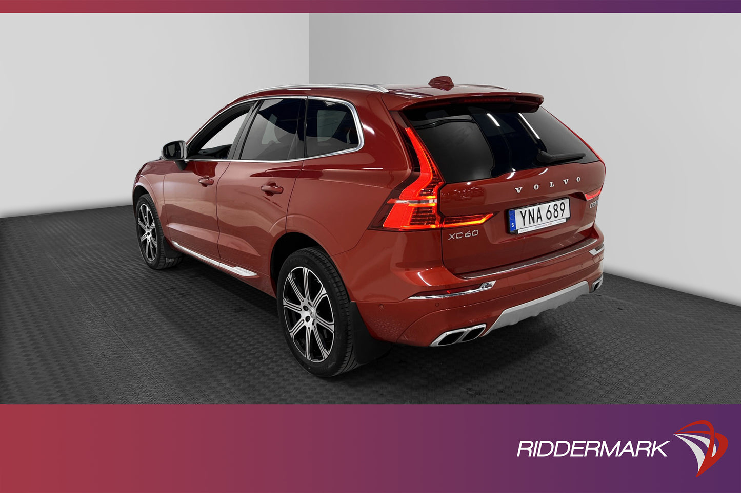 Volvo XC60 D5 AWD Inscription D-värm VOC B&W 360 SE SPEC!