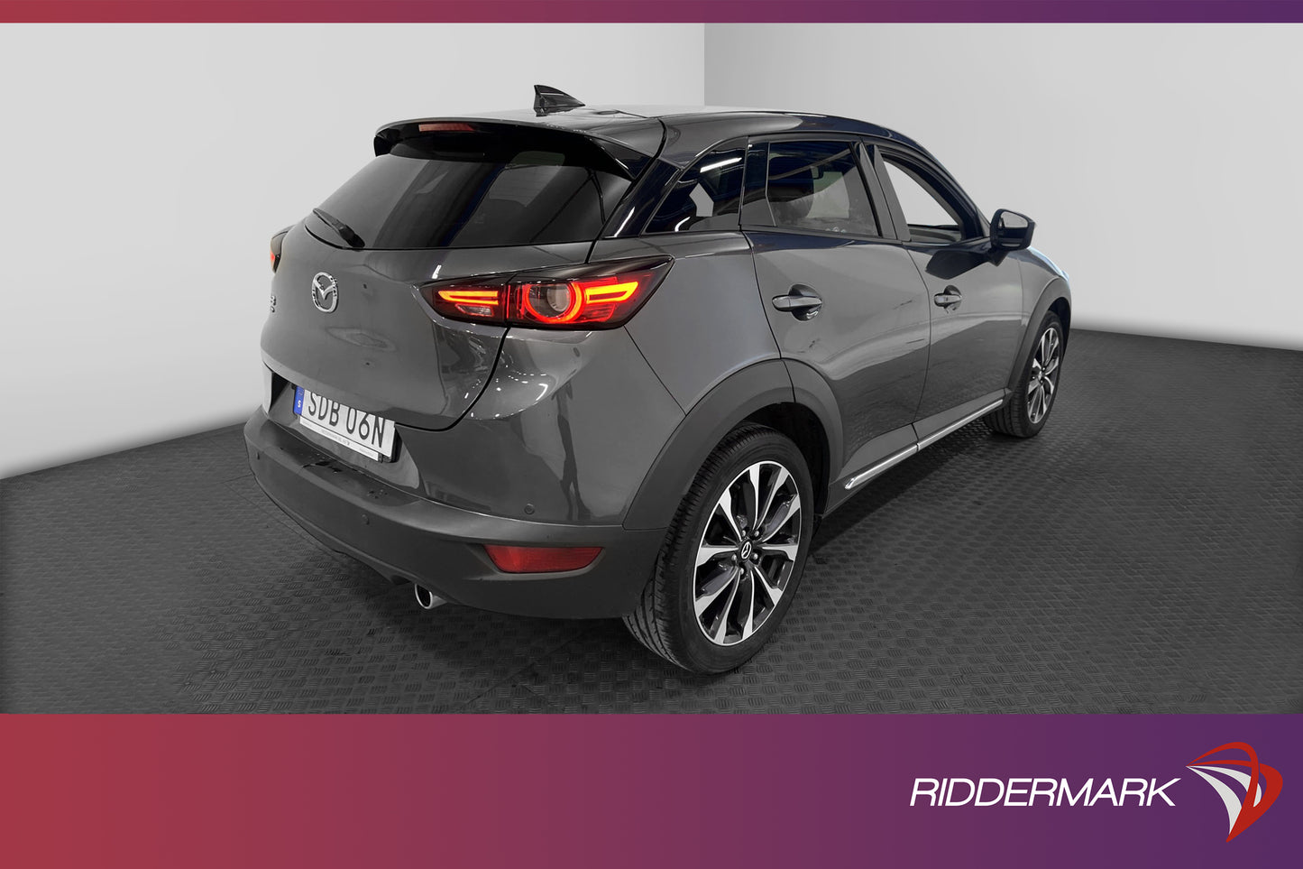 Mazda CX-3 2.0 150hk AWD Optimum BOSE B-Kamera HUD Skinn