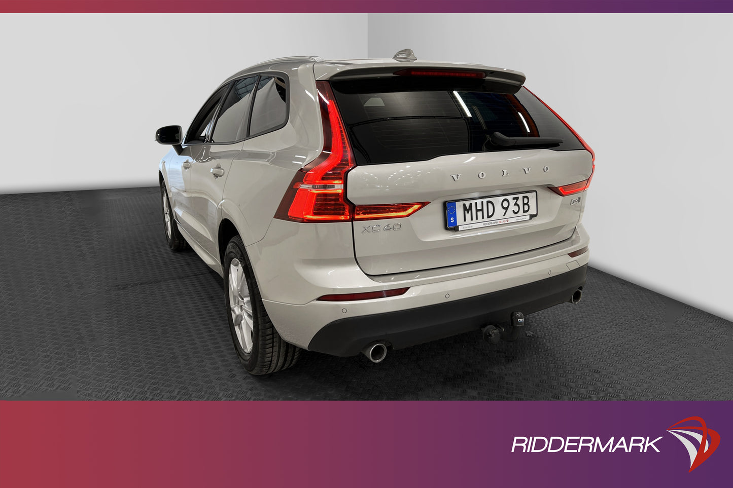 Volvo XC60 D4 AWD Momentum Adv Edt Drag MOMS VOC Värmare