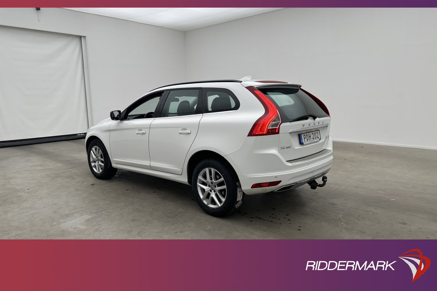 Volvo XC60 D4 190hk AWD Classic Momentum D-Värmare Drag VOC