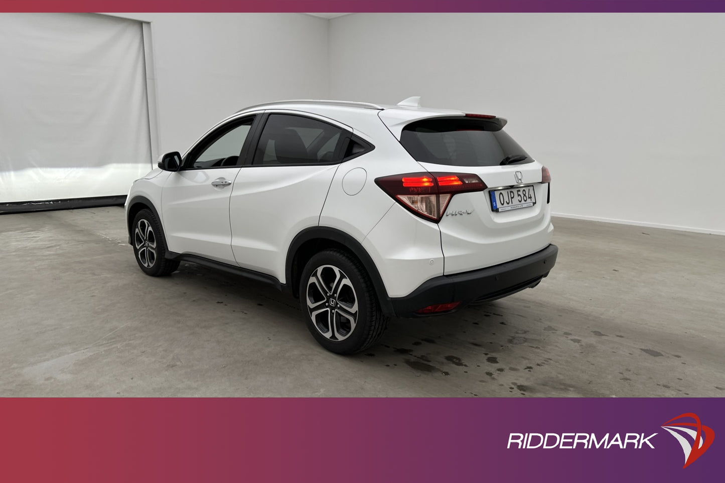 Honda HR-V 1.6 i-DTEC Executive Pano B-kamera M-värme 120hk