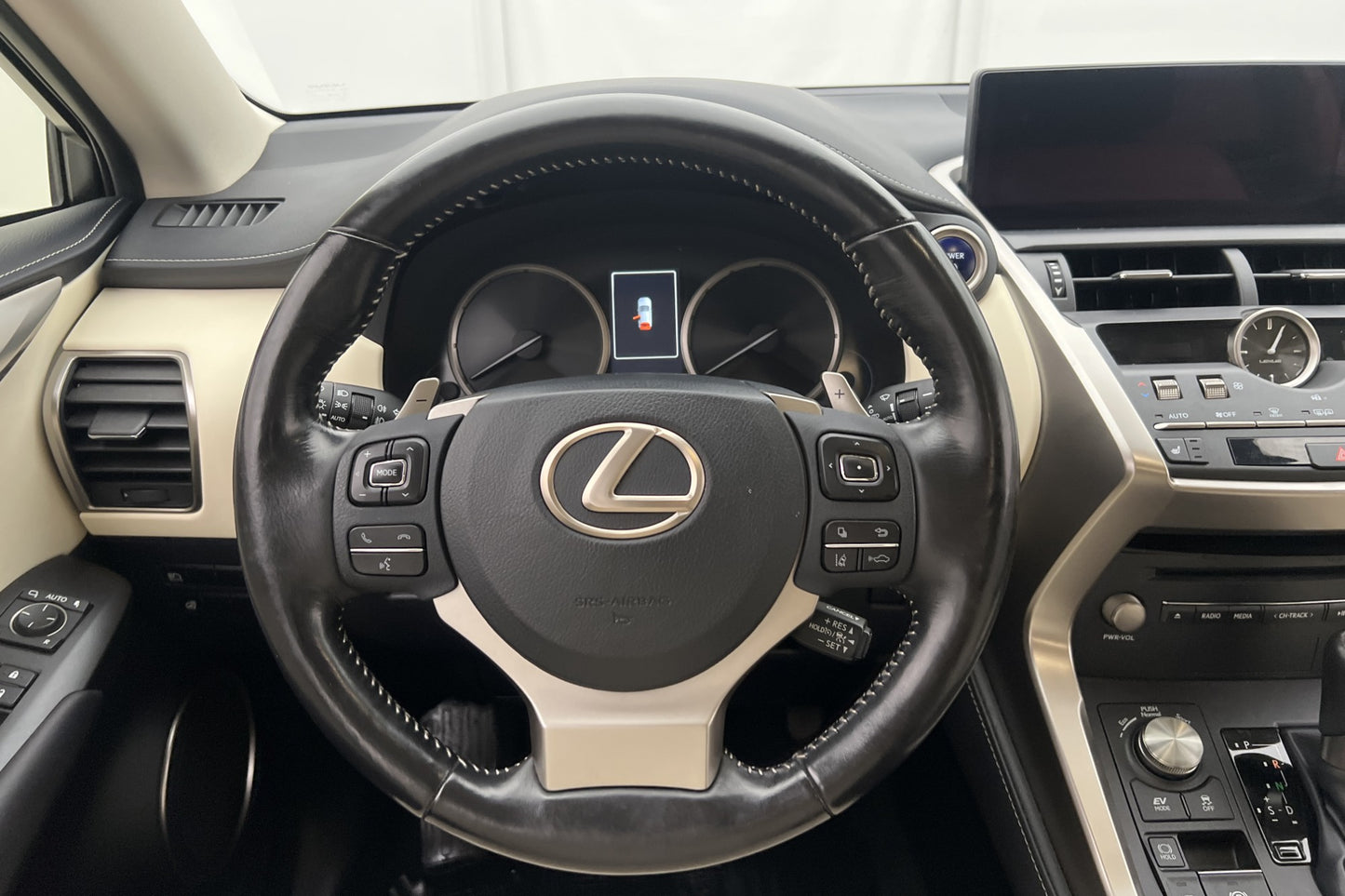 Lexus NX 300h AWD 197hk Executive Kamera Navi Skinn Drag