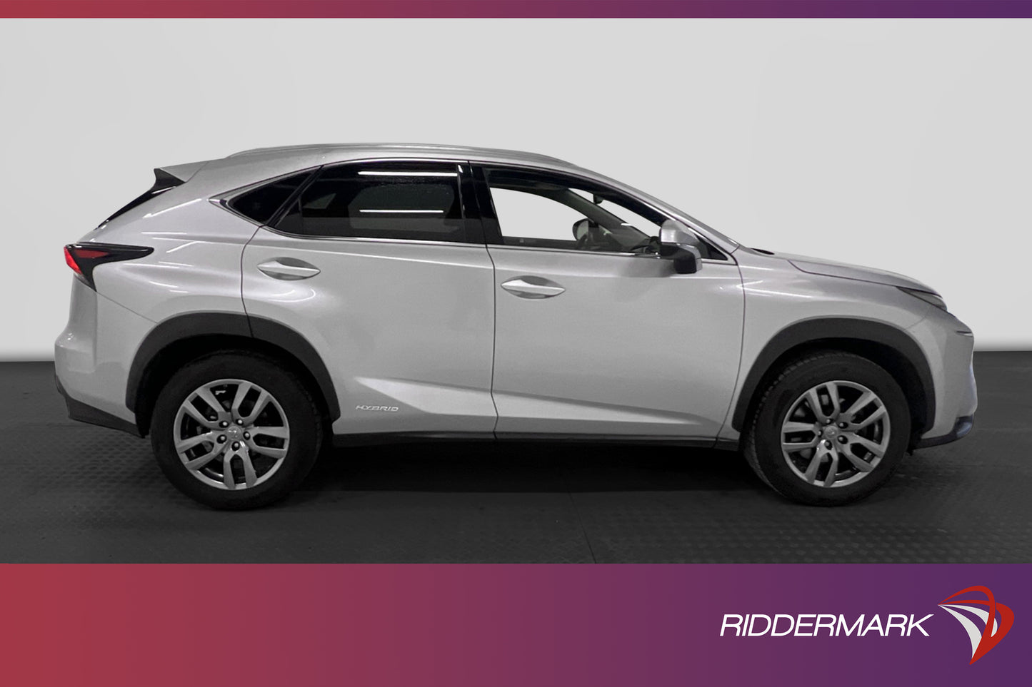 Lexus NX 300h 2.5 AWD E-CVT 197hk Premium Skinn Kamera Navi