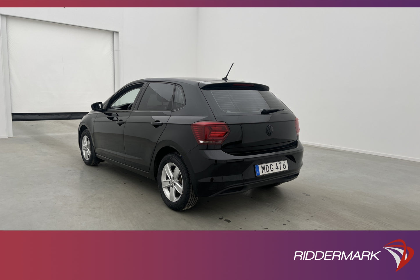 Volkswagen Polo 1.0 TSI 95hk Svart-optik Bluetooth Välservad