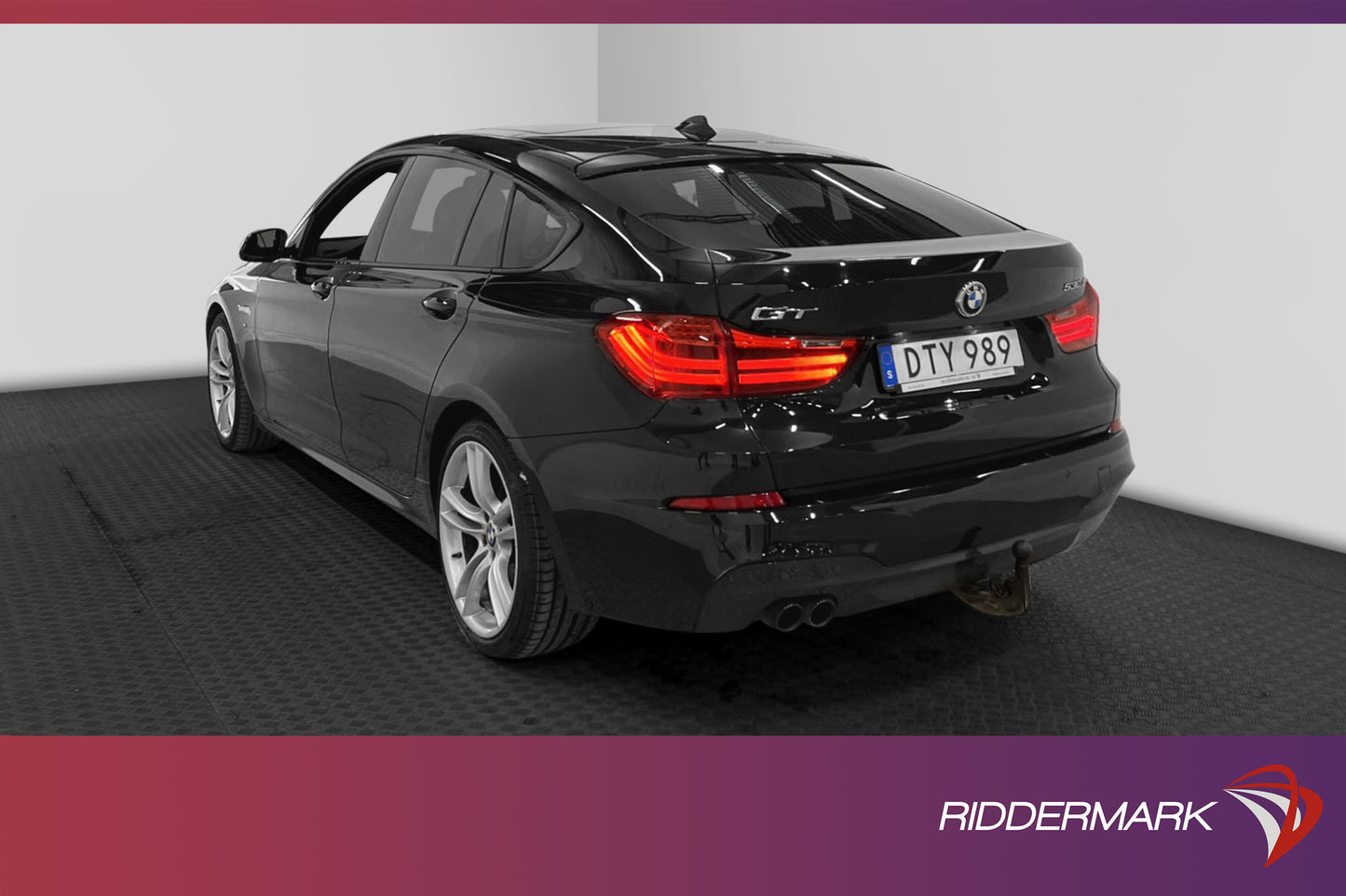 BMW 530d xDrive 258hk M Sport D-värm Pano B-kamera Skinn