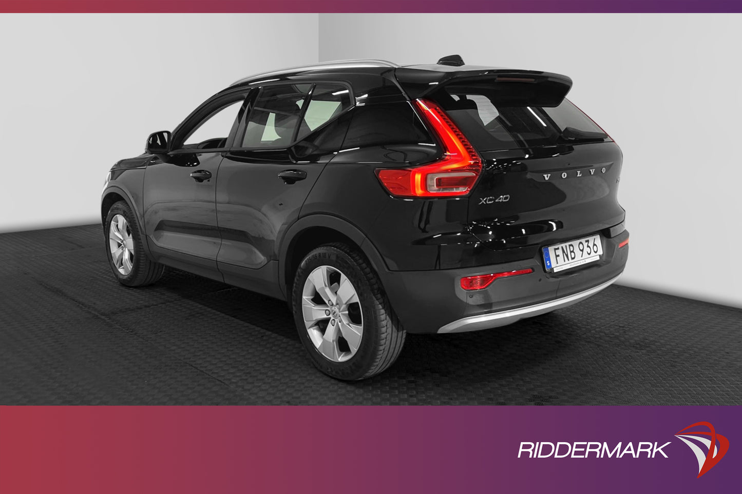 Volvo XC40 T5 AWD 247hk  P-värm Skinn Navi BLIS 360° VOC