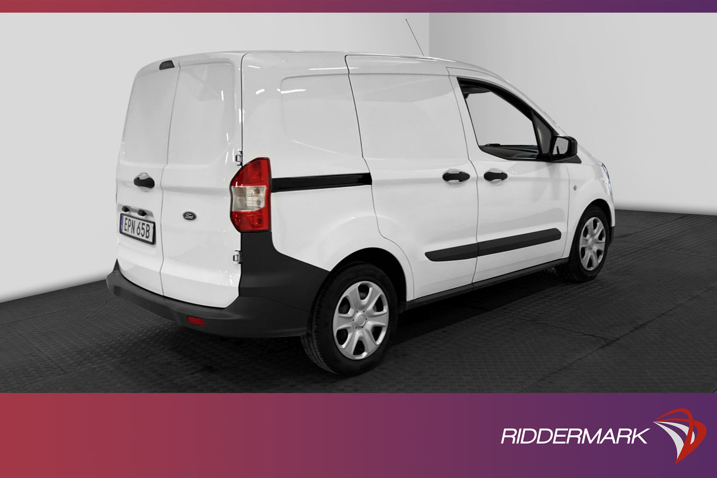 Ford Transit Courier 1.0 EcoBoost 100hk Nyservad 1-Brukare